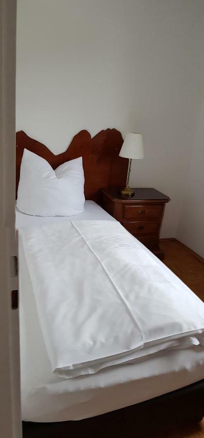 Am Frassl's Biche Apartment *