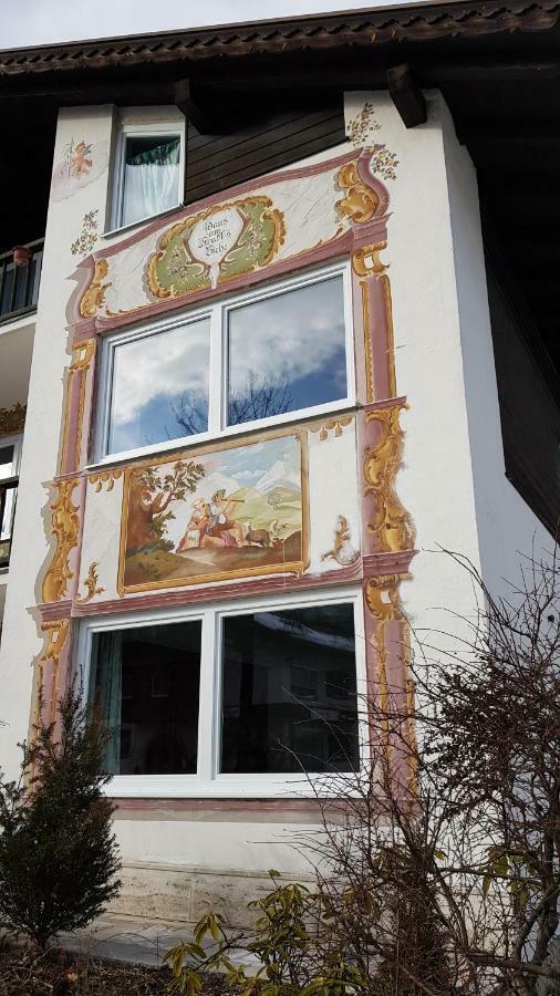 Am Frassl's Biche Garmisch-Partenkirchen